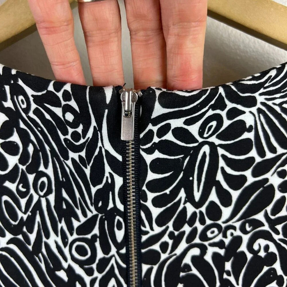 Banana Republic Marimekko Fit & Flare Dress Size 4 Black White Mod Work Event - Picture 8 of 11